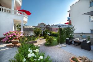 Vườn quanh Apartments Lipic