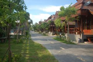 Photo de la galerie de l'établissement Ruenpurksa Resort, à Prachuap Khiri Khan