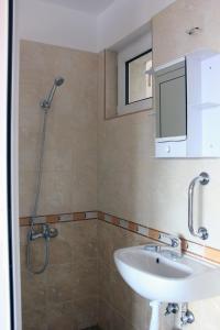 Bathroom sa Osogovo Rooms