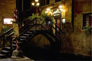 Gallery image of Locanda Poste Vecie in Venice