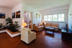 A seating area at Residence Renaione