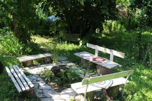 Zahrada ubytování Holiday Home Ekaterine