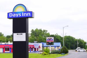 Certifikát, hodnocení, plakát nebo jiný dokument vystavený v ubytování Days Inn by Wyndham Rock Falls