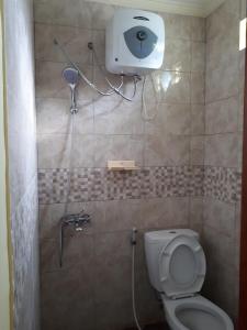 Koupelna v ubytování Indy House + 37 fotografií
