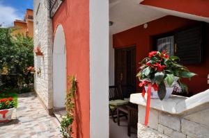 Budynek, w którym mieści się apartament