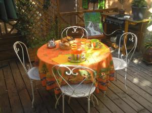 Photo de la galerie de l'établissement La Maison Du Bonheur, à Aups