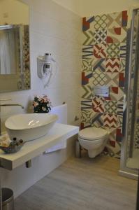 A bathroom at Ciao Ciao Rooms