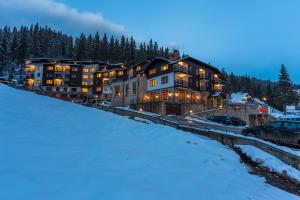 Galeriebild der Unterkunft The Stream Resort Pamporovo in Pamporowo