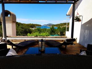 Gallery image of Hvar-Pakleni islands- isolated Robinson House Moj Mir in Hvar +37 photos