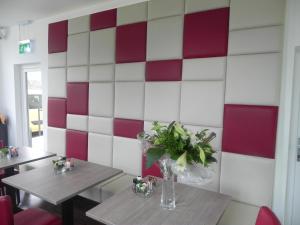 Fotografie z fotogalerie ubytování Hotel - Restaurant Uit De Kunst v destinaci Vijlen + 12 fotografií