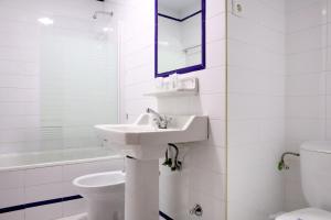 Koupelna v ubytování Hostal Victoria