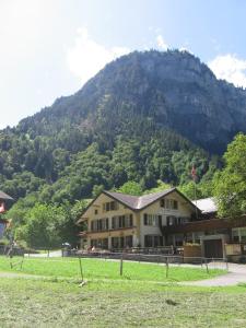 Nespecifikovaný výhled na hory nebo výhled na hory při pohledu z bed and breakfast