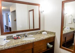 Gallery image of Travelodge by Wyndham Culver City in Los Angeles