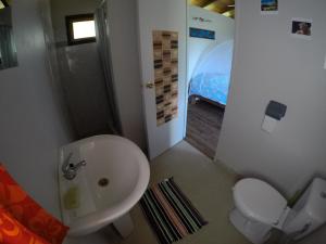 Koupelna v ubytování Painapaopao Backpacker + 11 fotografií