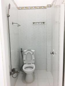 Kylpyhuone majoituspaikassa Chi Hieu Hotel