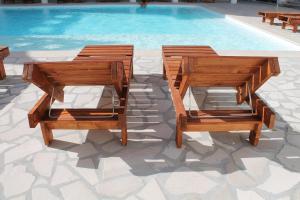 Piscina di Seven Suite B&B o nelle vicinanze