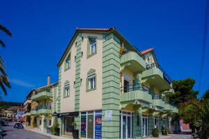 Gallery image of Myros Studios in Argostoli