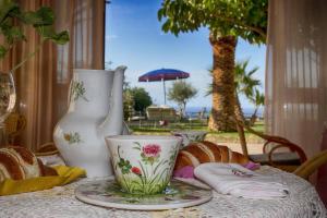 Ein Garten an der Unterkunft Hotel Villa Rita