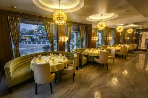 Restaurace v ubytování The India Benares + 14 fotografií