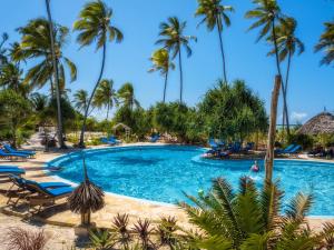 a pool at the resort at Zanzibar Queen Hotel in Matemwe