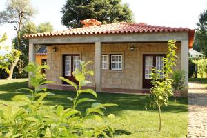 Ein Garten an der Unterkunft Quinta Vale do Homem