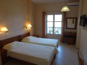 Gallery image of ARONIS Studios in Kapsali