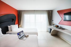 Gallery image of Blue Boat Hotel JC in Pattaya North