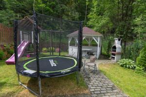 Stolný tenis v ubytovaní Apartamenty Parkowa alebo v jeho okolí