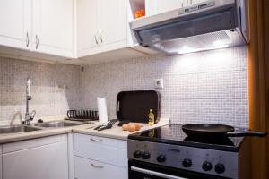 A kitchen or kitchenette at Casa Afrodite