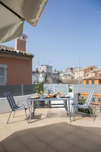 A balcony or terrace at Casa Afrodite