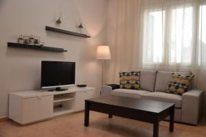 A television and/or entertainment centre at Casa Afrodite