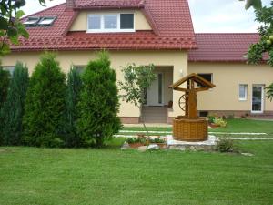 A garden outside Apartmány u Galandu