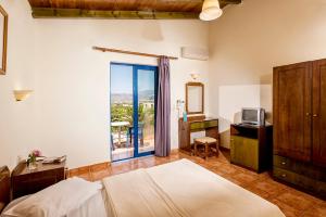 Postel nebo postele na pokoji v ubytování Adelais Hotel + 37 fotografií