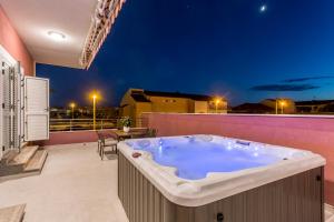 Fotografie z fotogalerie ubytování Apartmani Lukić v destinaci Šine