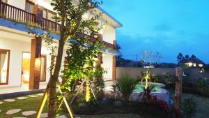 Zahrada ubytování Kakol Homestay