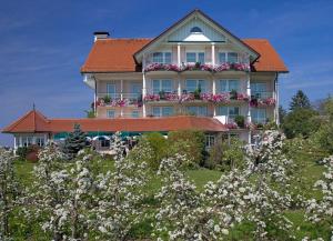 Gallery image of Hotel-Restaurant Walserhof in Wasserburg