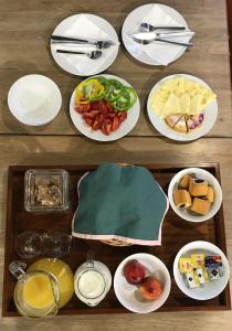 Comida en o cerca de este hotel