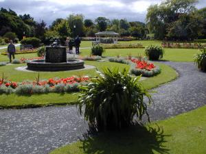A garden outside The Dales