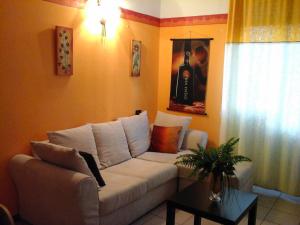 A seating area at Appartamento del Parco