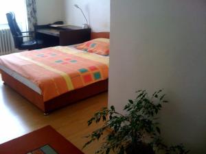 Llit o llits en una habitació de Hotel Line