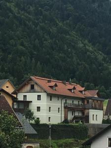 Nespecifikovaný výhled na hory nebo výhled na hory při pohledu z apartmánu