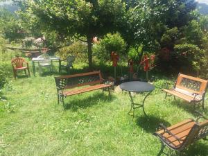 Jardín al aire libre en Xenonas Agnanti