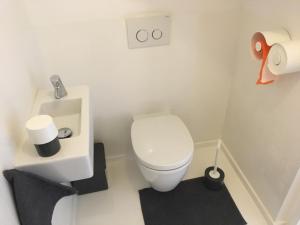 Koupelna v ubytování Le4bergheim Chambre d'hôtes + 15 fotografií