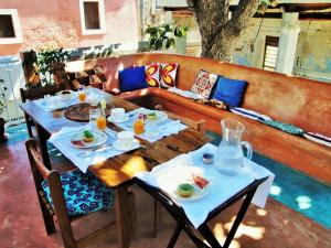 Toit of the bed and breakfast aladel või selle läheduses