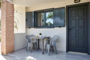 Fotografie z fotogalerie ubytování Nancy - Chara Apartments v destinaci Karteros