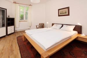 Posteľ alebo postele v izbe v ubytovaní Villa Z - apartment with private parking