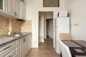 Nhà bếp/bếp nhỏ tại Apartment Gabriele in Old Town Vilnius +10 ảnh