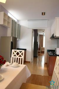 Dapur atau dapur kecil di Angela Boutique Serviced Residence