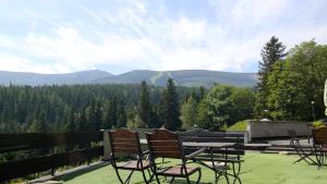 Nespecifikovaný výhled na hory nebo výhled na hory při pohledu z bed and breakfast