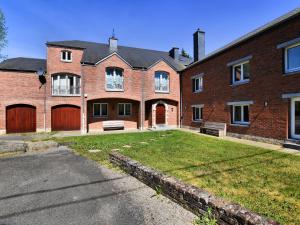 Hoone, kus villa asub